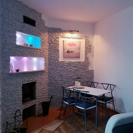 / Szczawno - Zdroj Apartmán *